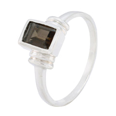 Violet Modern Brown Solitaire Ring