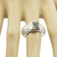 Saanvi Art Deco Brown Solitaire Ring