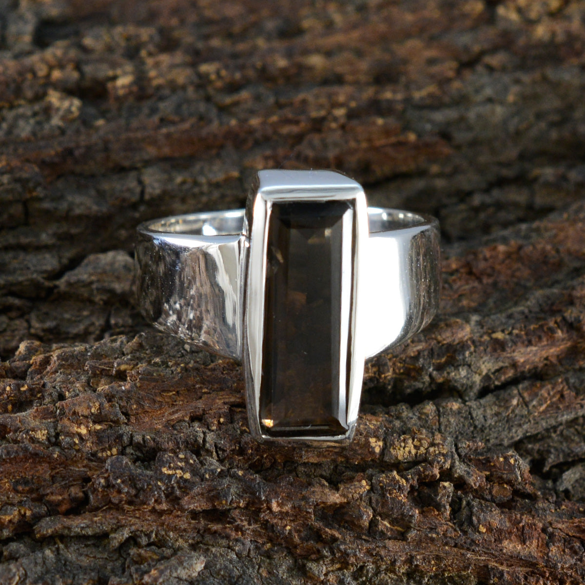 Paula Trendy Brown Solitaire Ring