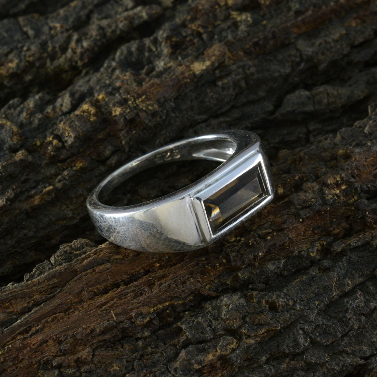 Natcha Fairytale Brown Solitaire Ring