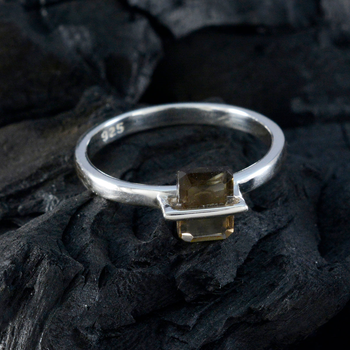 Emi Graceful Brown Solitaire Ring