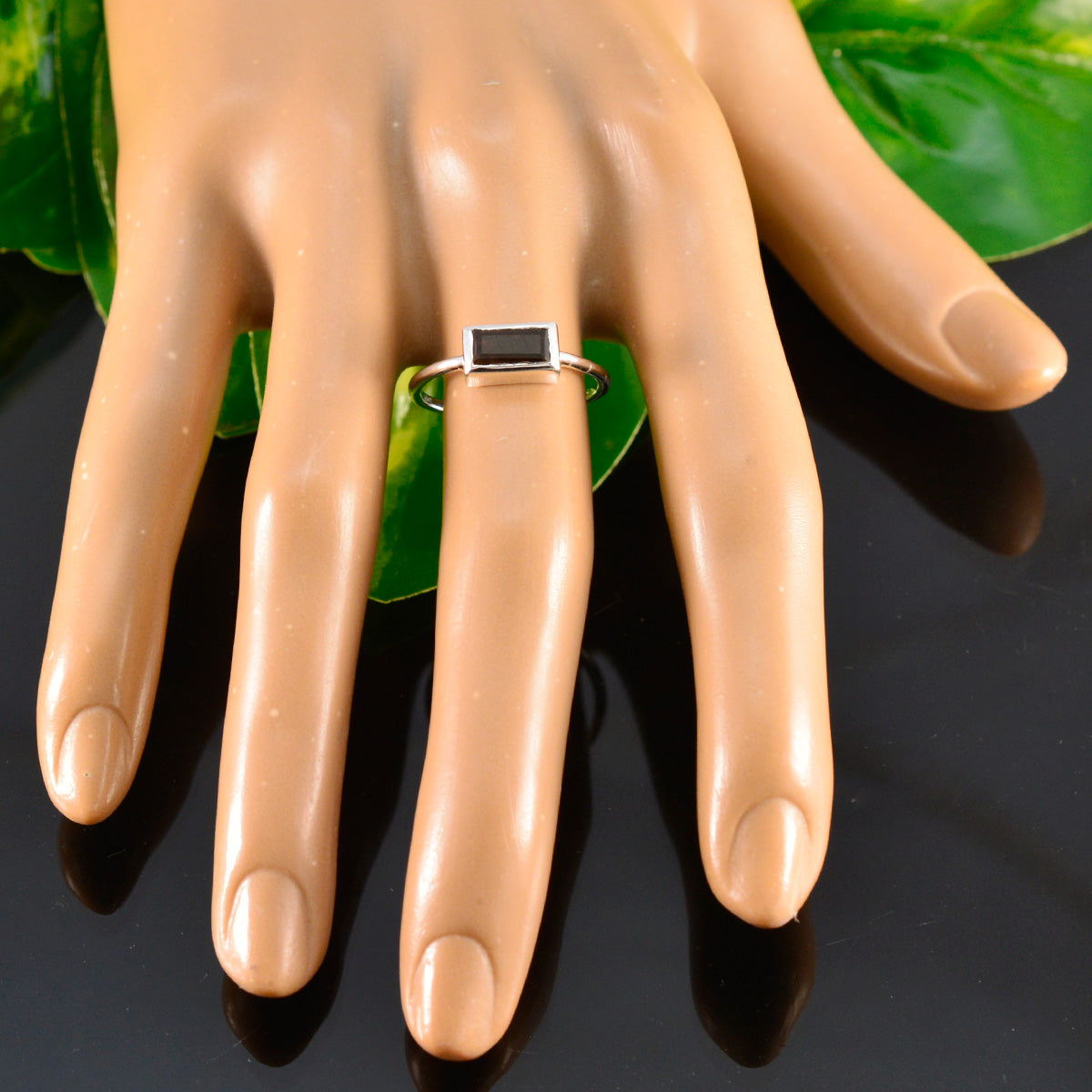 Ling Glamorous Brown Solitaire Ring
