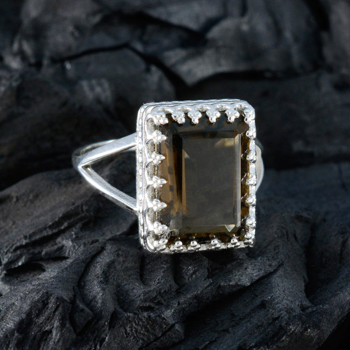 Rosa Modern Brown Solitaire Ring