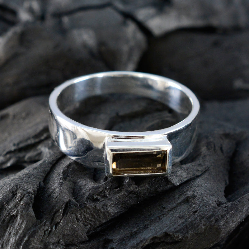 Aaliyah Feminine Brown Solitaire Ring