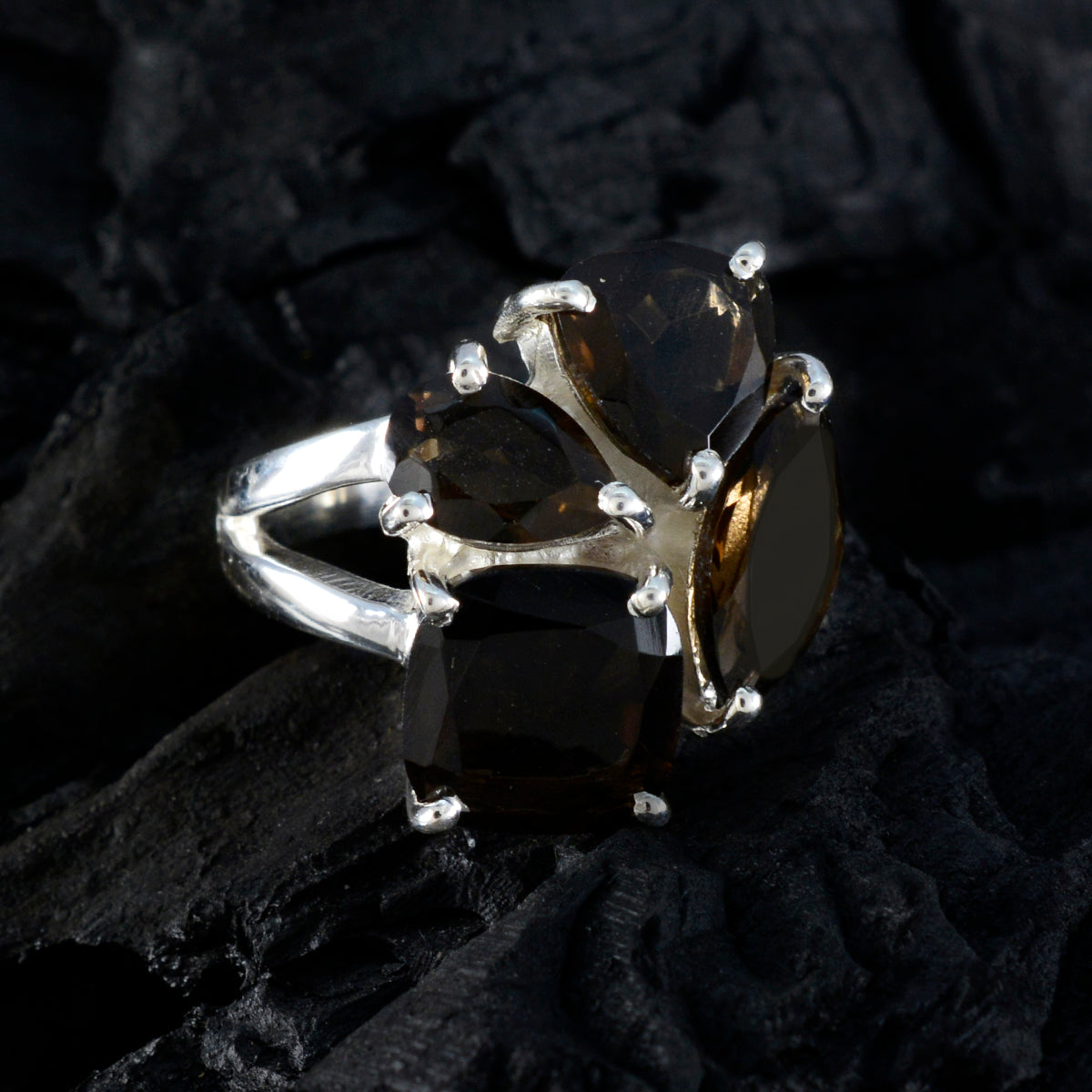 Aaliyah Armor Brown quarter Ring