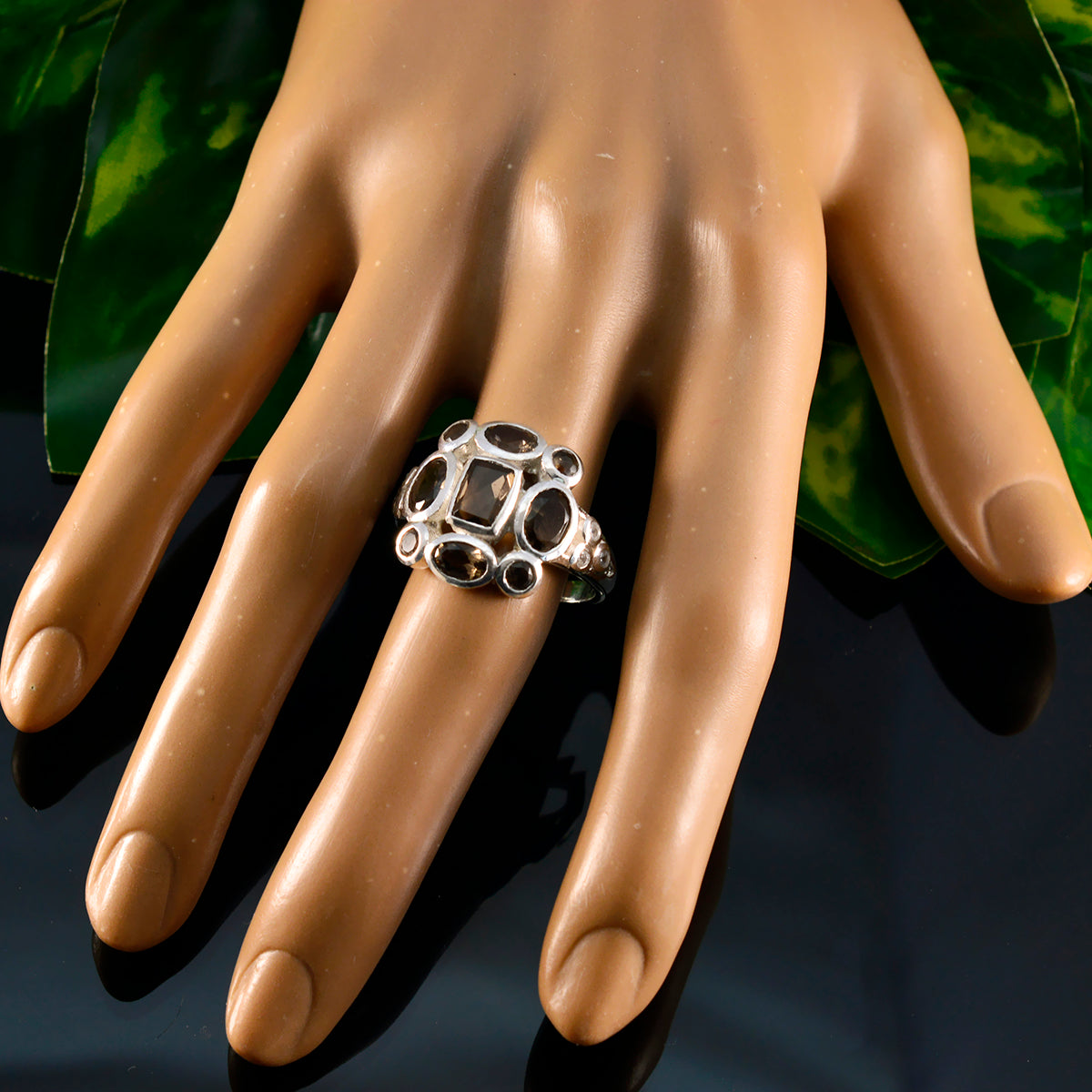Hanna Signet Brown Navratna Ring