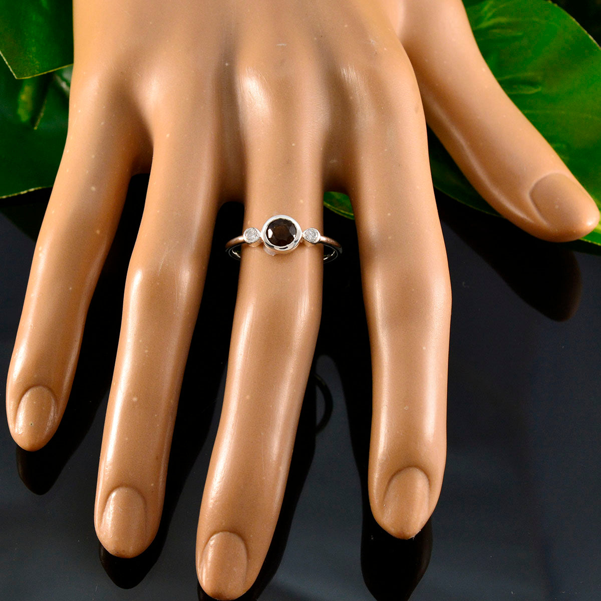 Wen Glamorous Brown Trilogy Ring