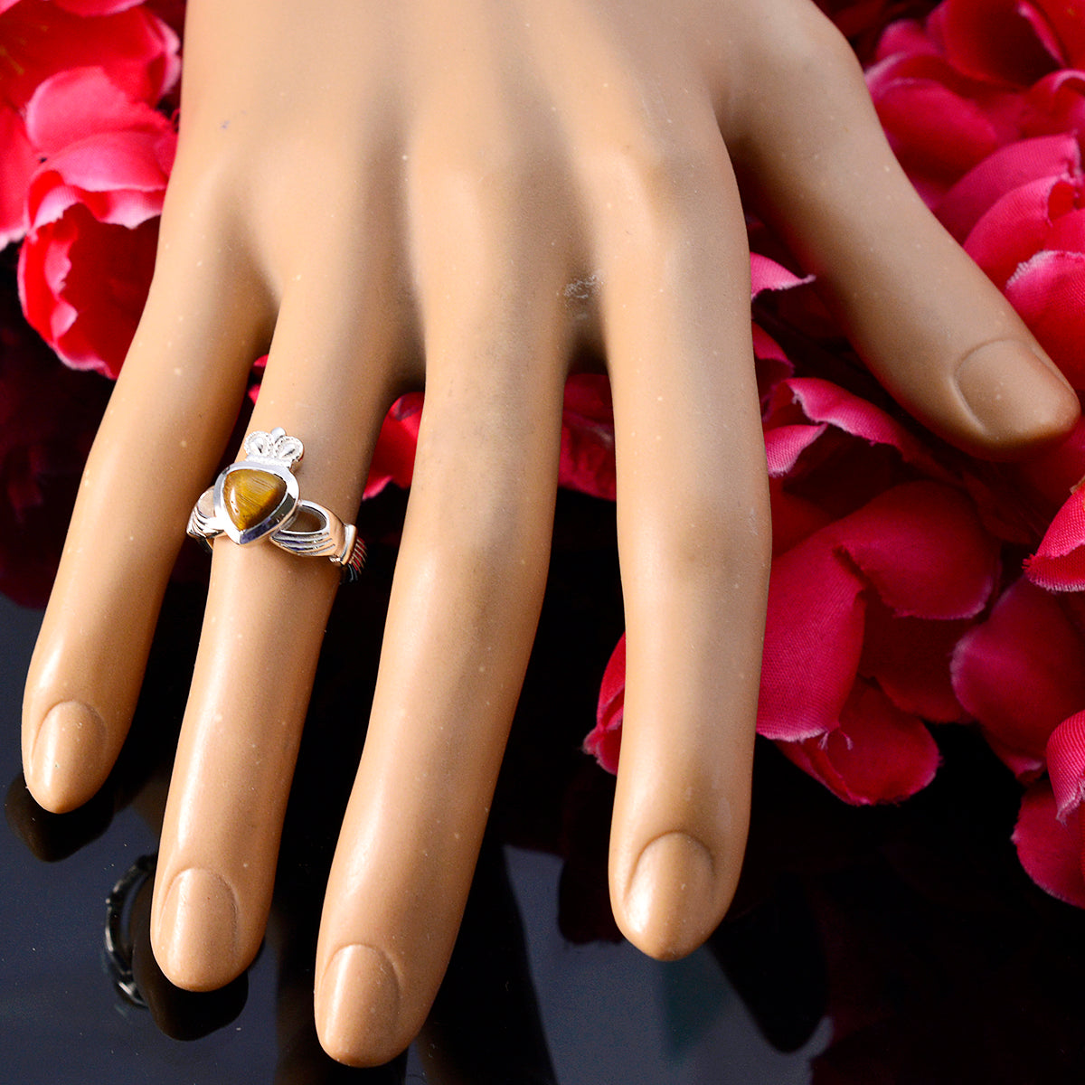 Sophia Romantic Brown Solitaire Ring