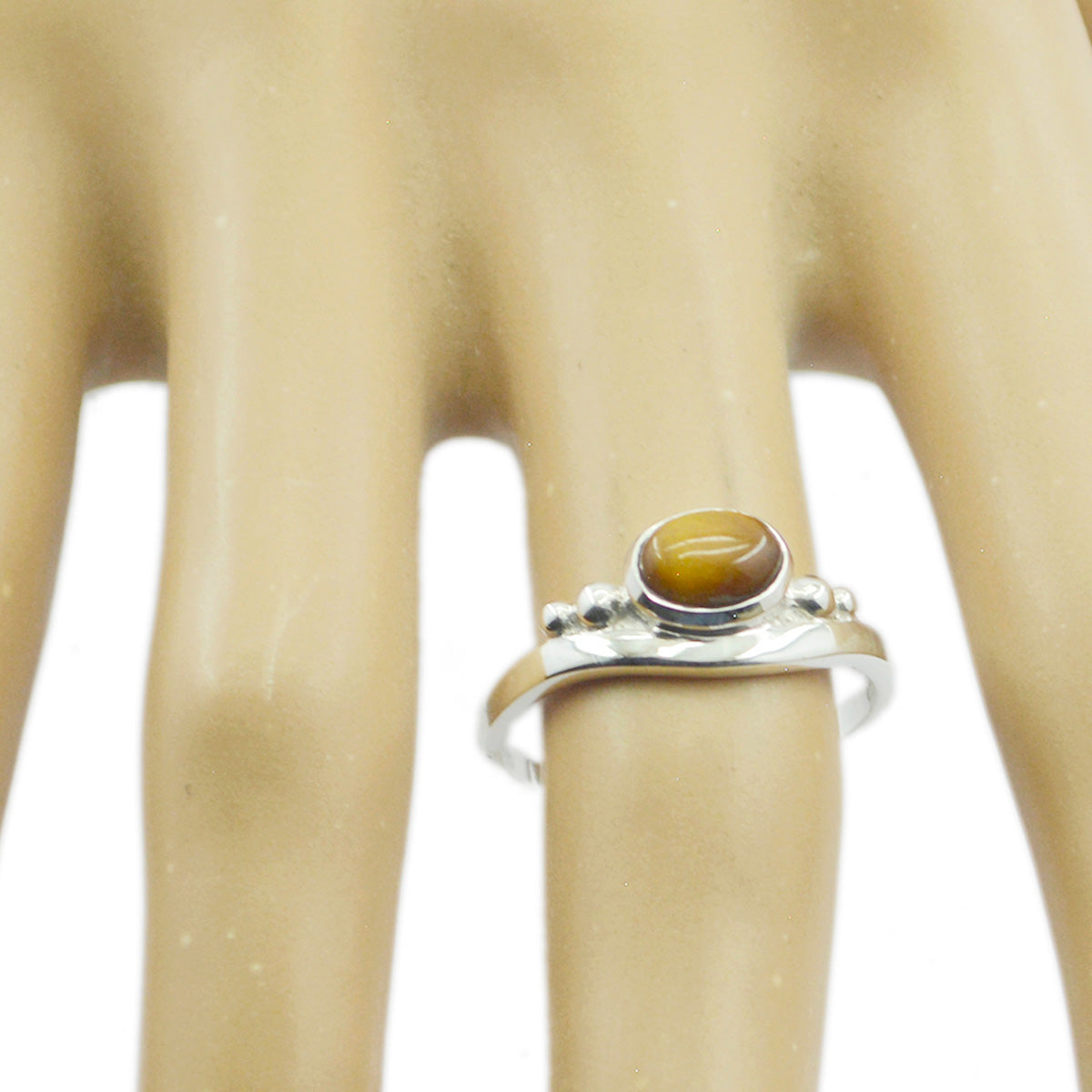 Min-seo Graceful Brown Solitaire Ring