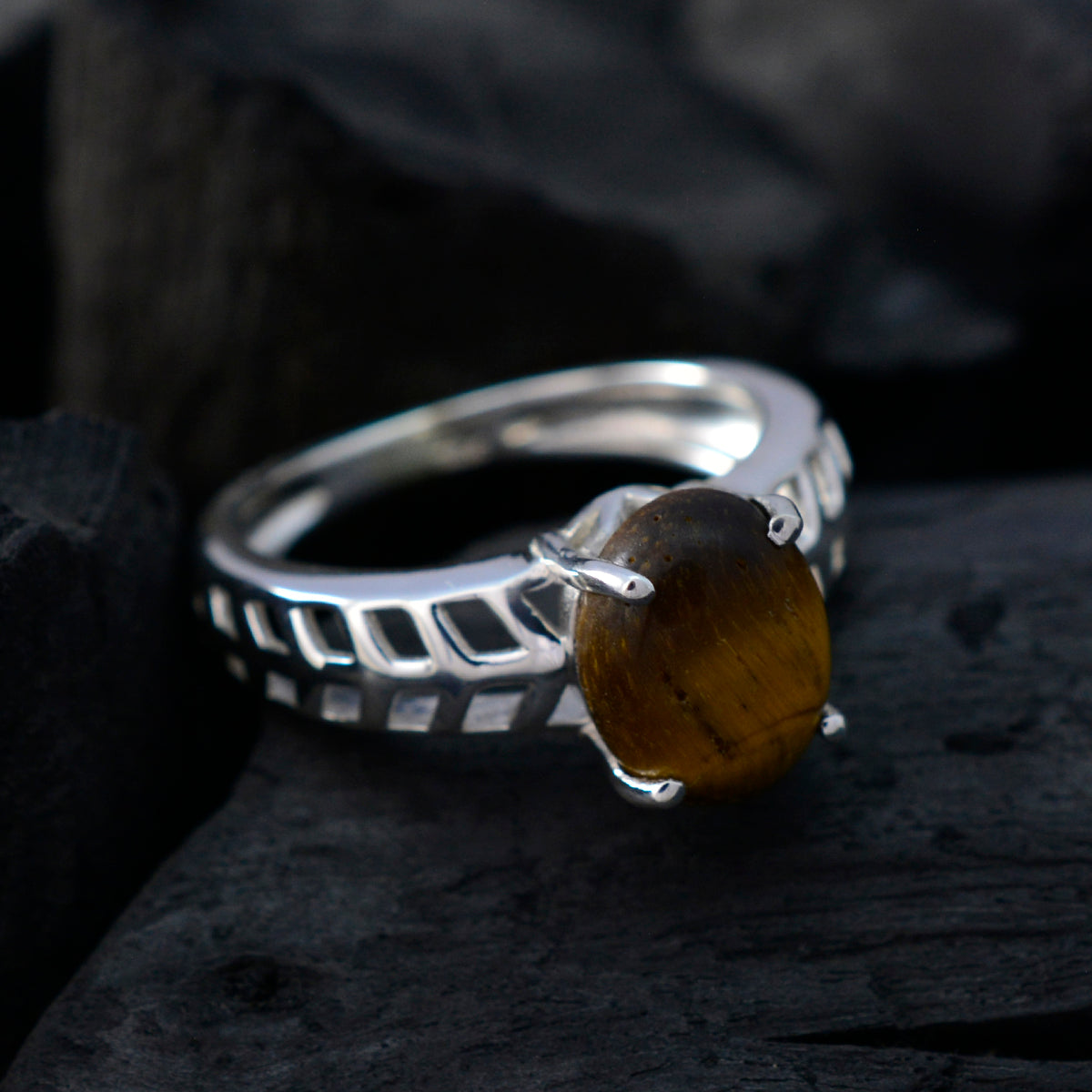 Victoria Filigree Brown Solitaire Ring