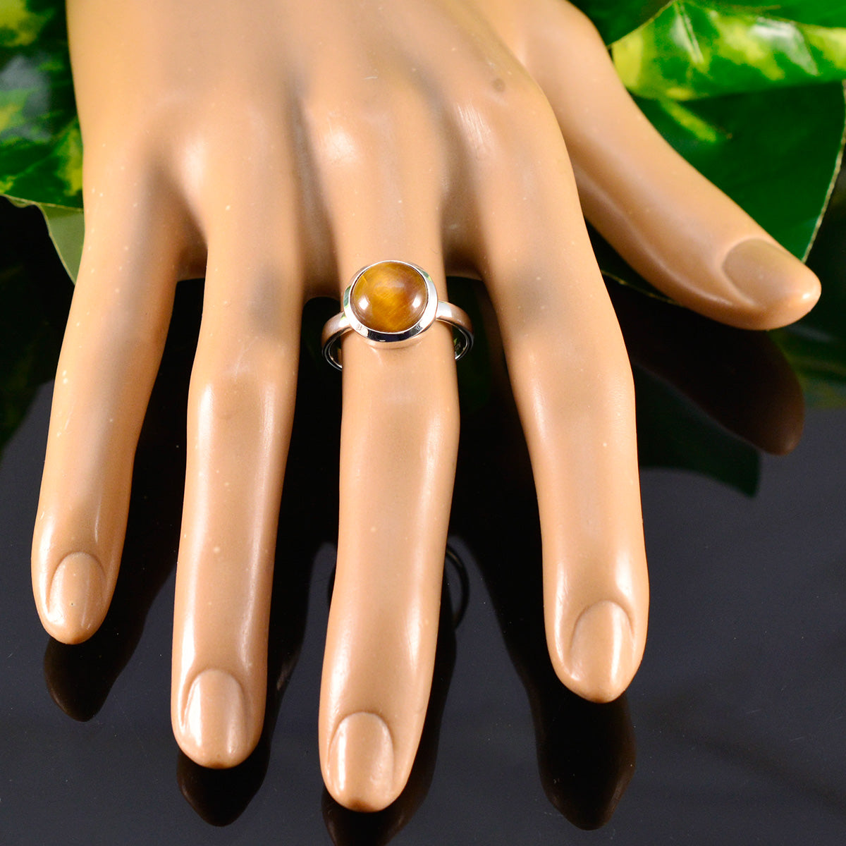 Araya Contemporary Brown Solitaire Ring