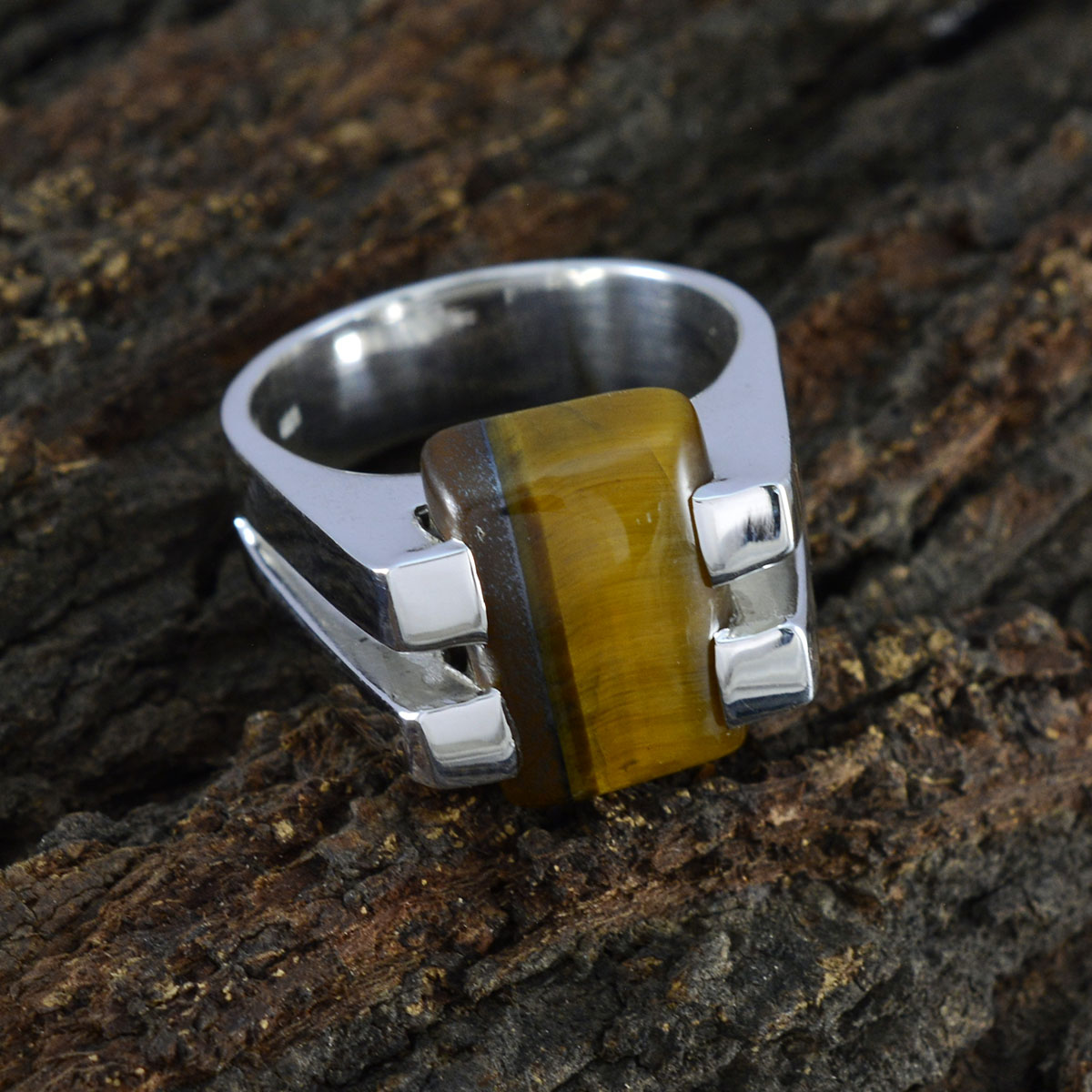 Eva Signet Brown Solitaire Ring