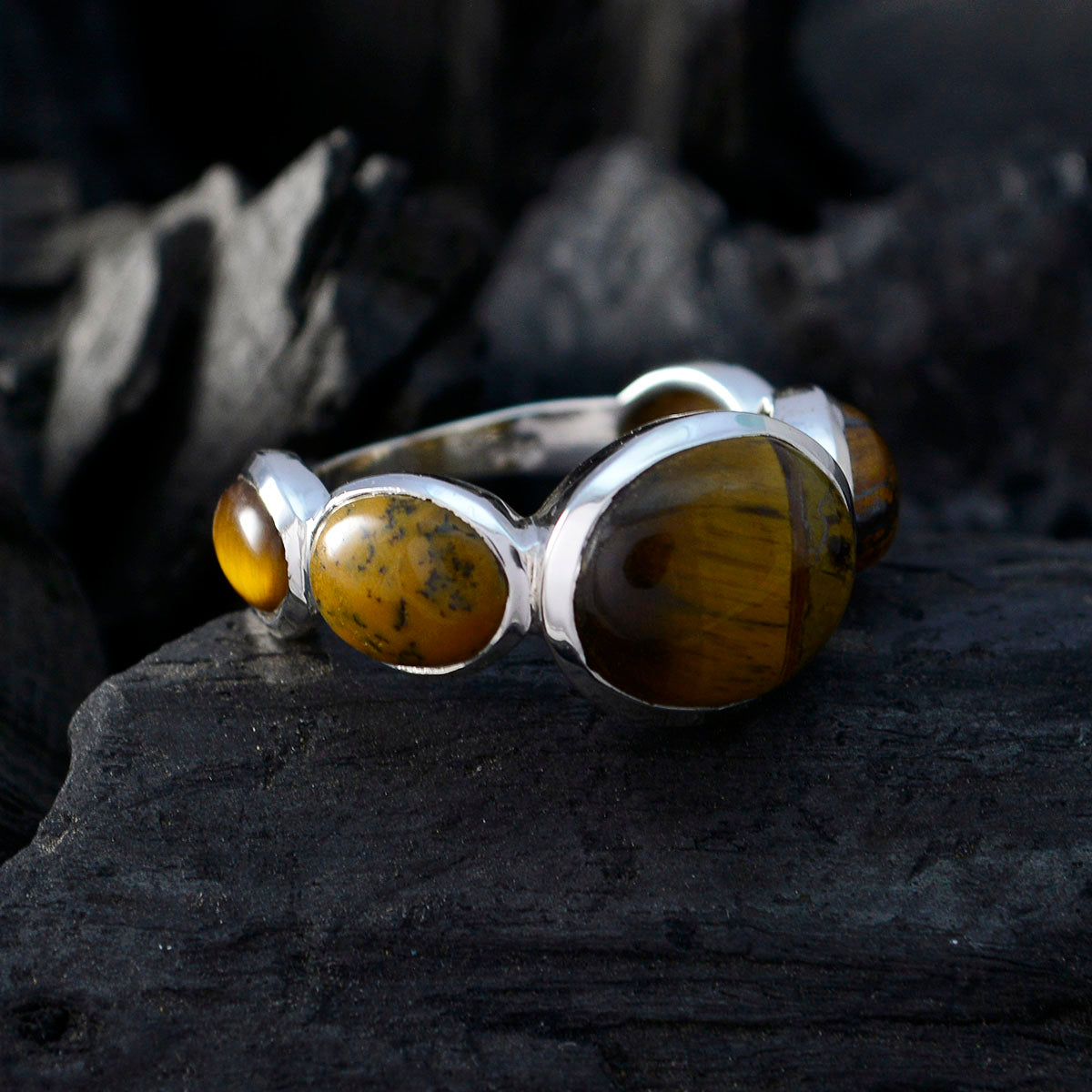 Victoria Contemporary Brown Penta Ring