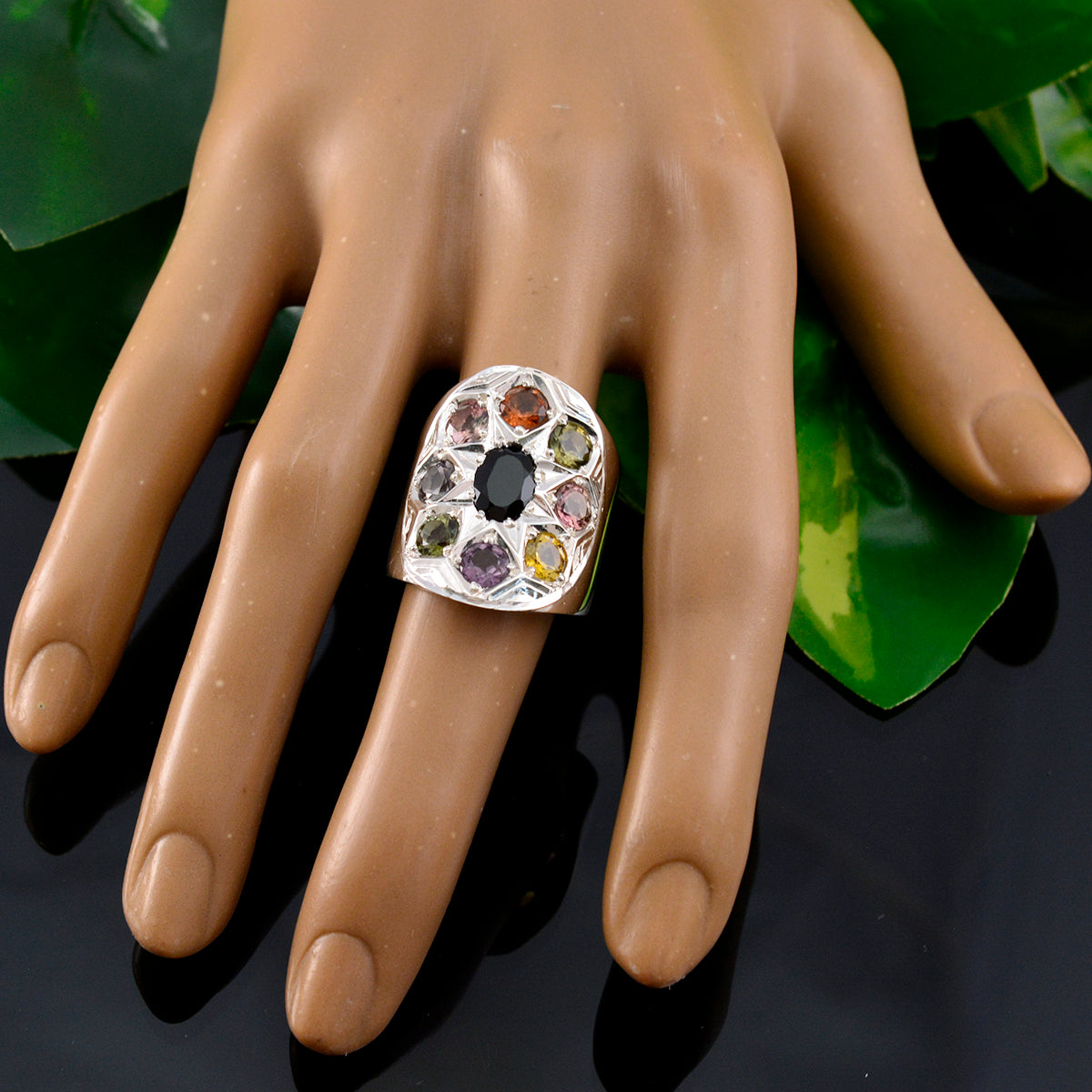 Liyana Retro multicolor navratna Ring