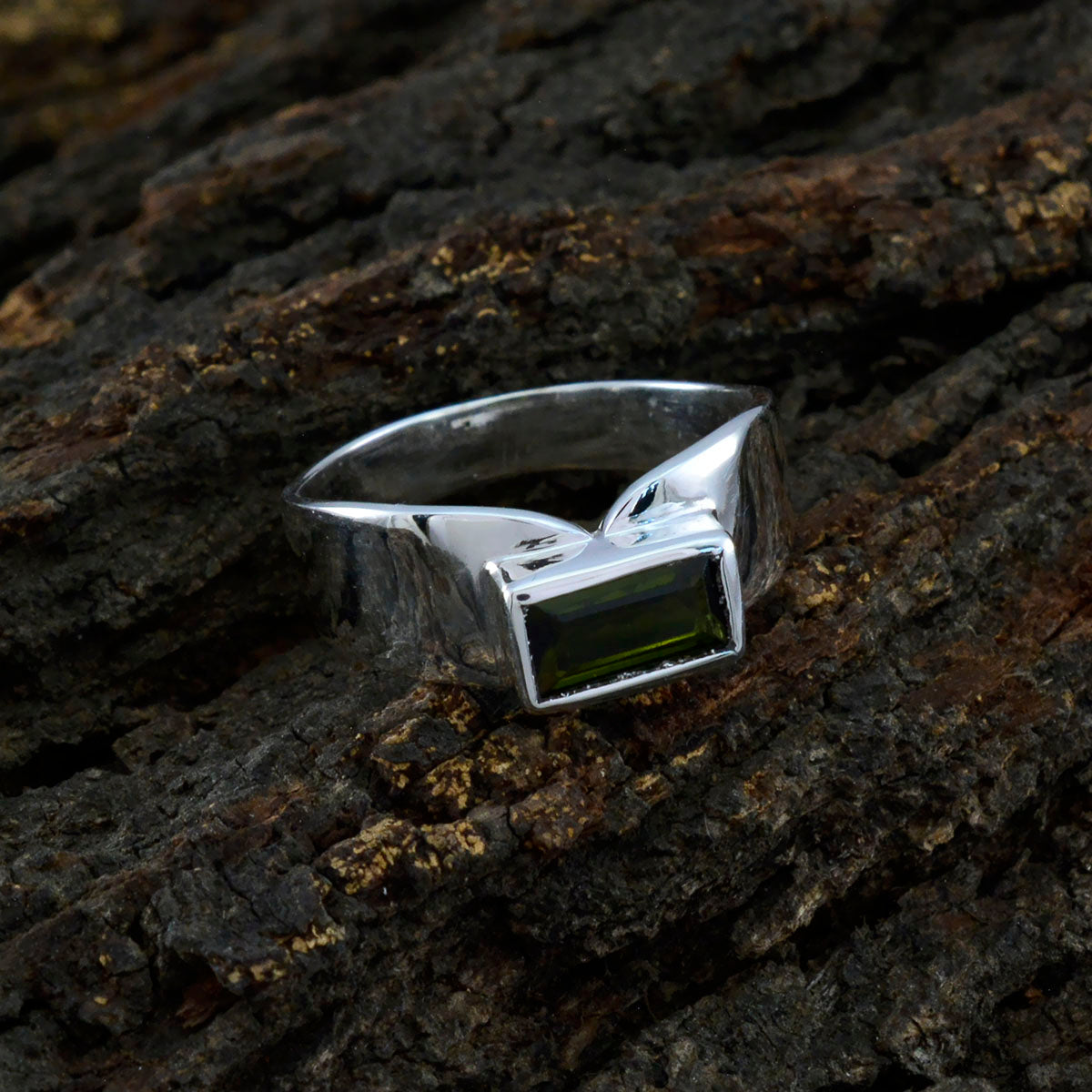 Ella Contemporary multicolor Solitaire Ring
