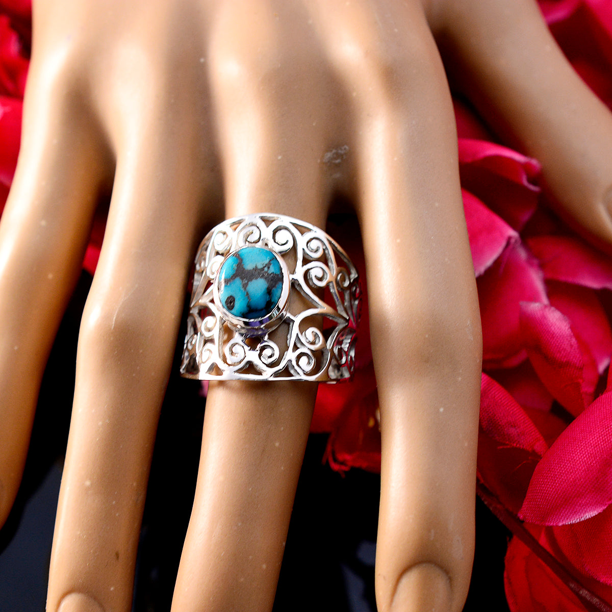 Lea Filigree Turquoise Solitaire Ring