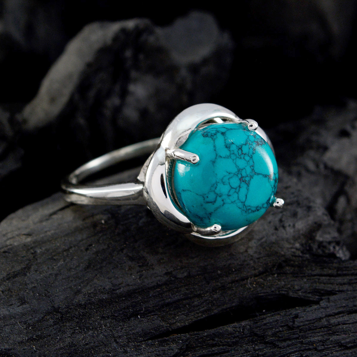 Addison Glamorous Turquoise Solitaire Ring