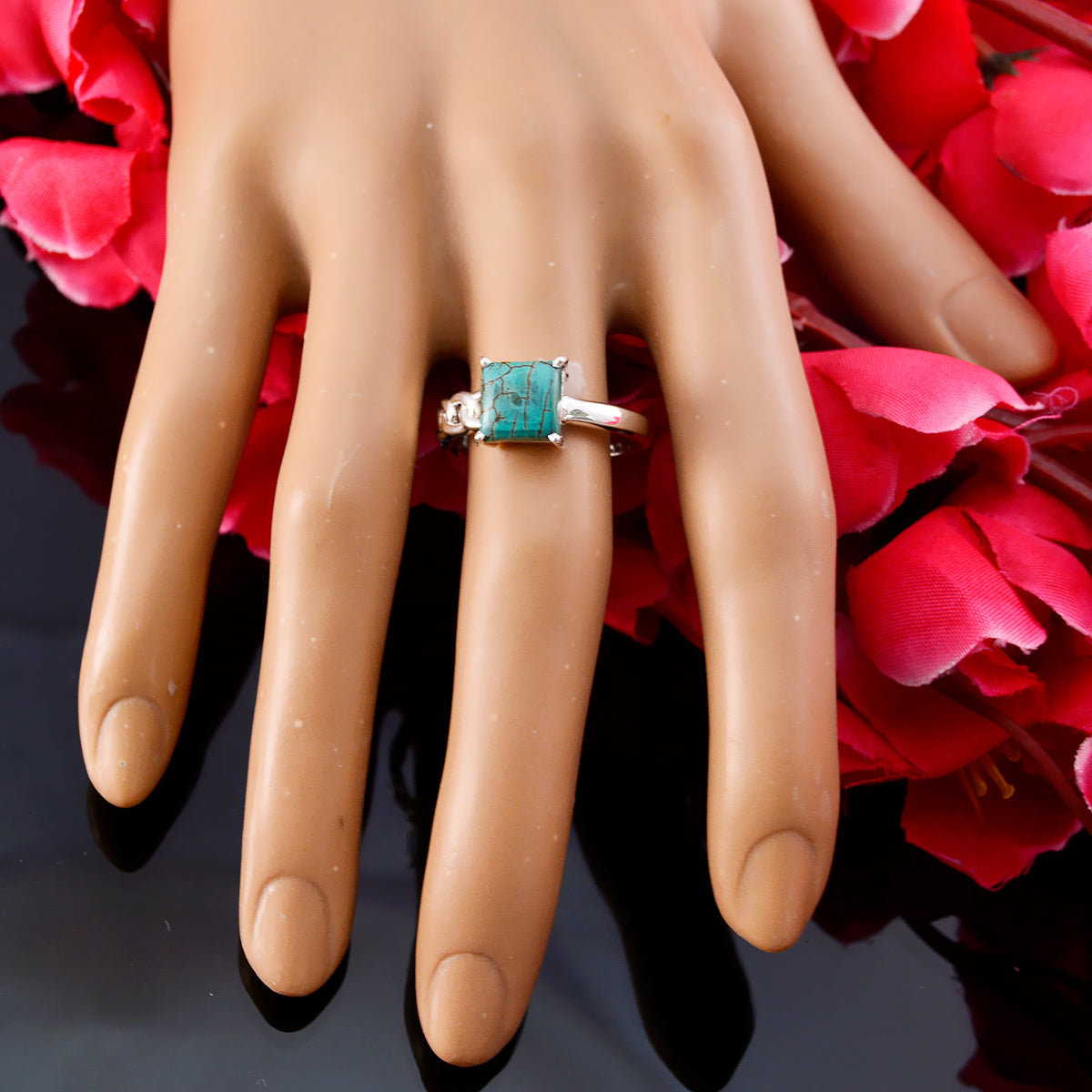 Rina Feminine Turquoise Solitaire Ring