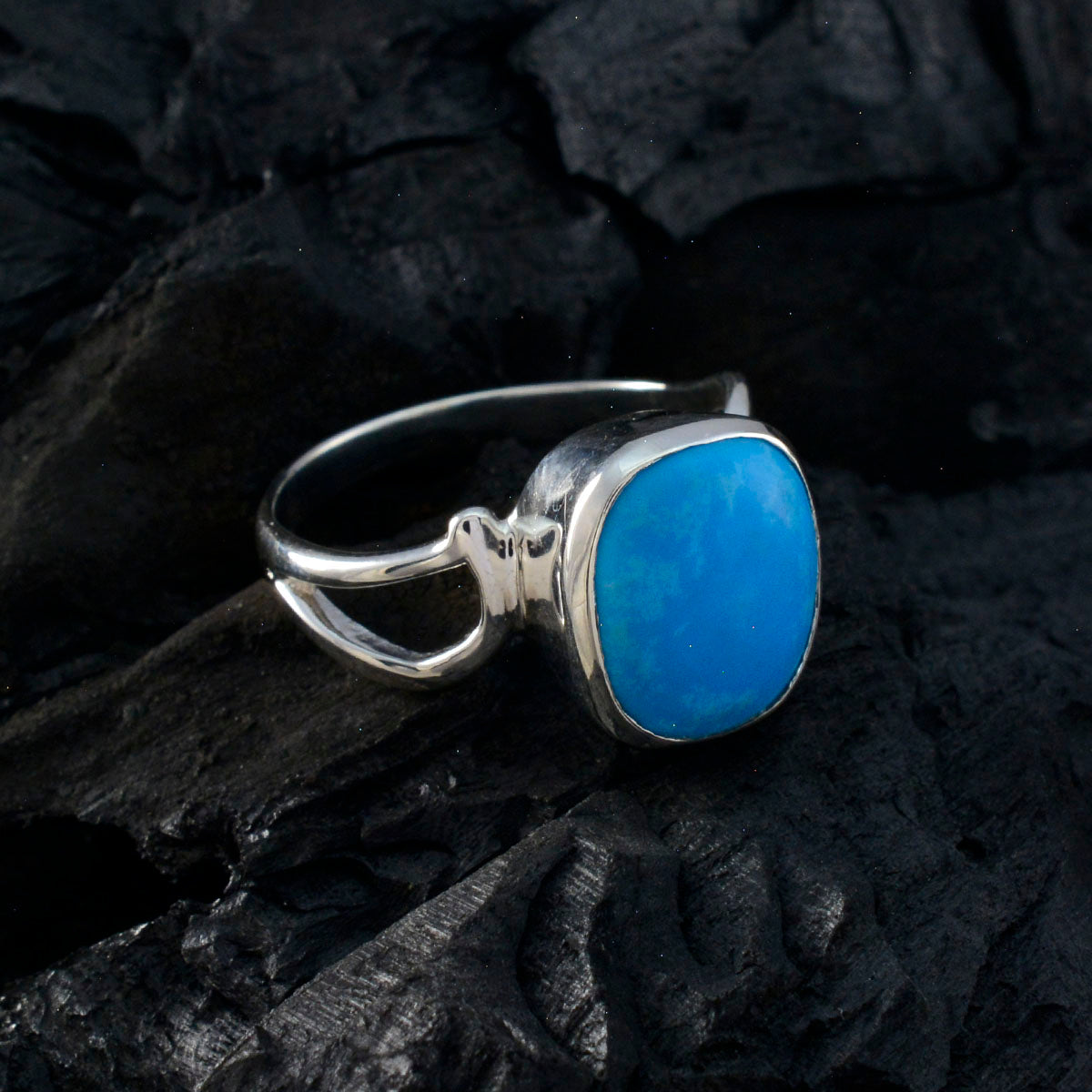 Valentina Fairytale Turquoise Solitaire Ring