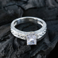 Ananya Modern White Solitaire Ring