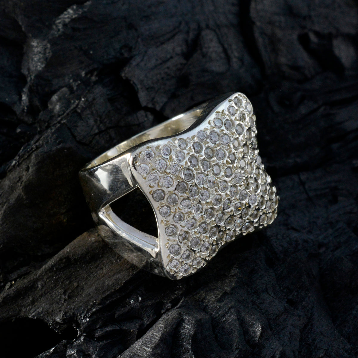 Zoey Heritage White multiple Ring