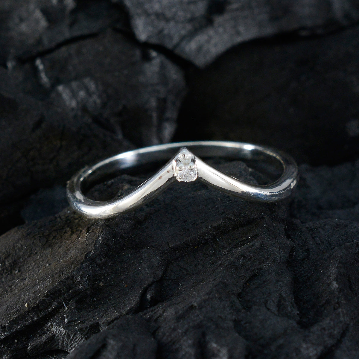Hina valentine White Solitaire Ring