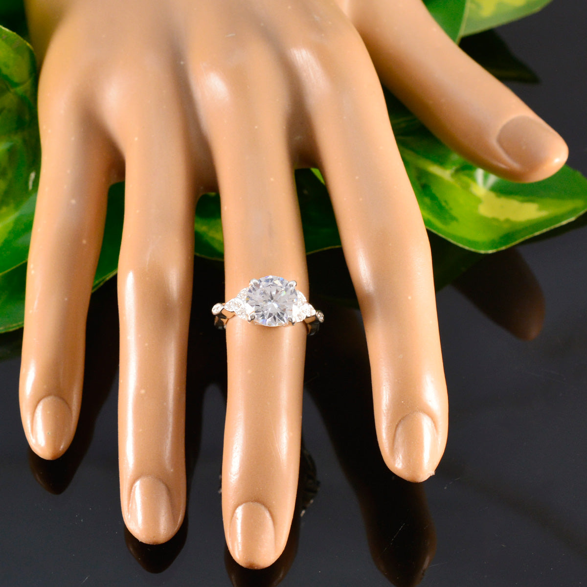 Nova Sophisticated White Halo Ring