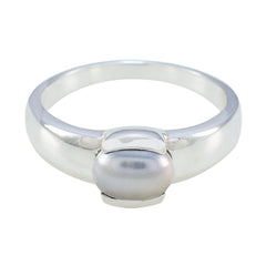 Yasmine propsel White Solitaire Ring Pearl White