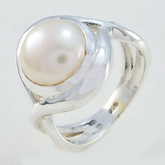 Sofia Glamorous White Solitaire Ring