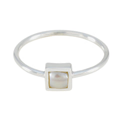 Putri Fairytale White Solitaire Ring Pearl White