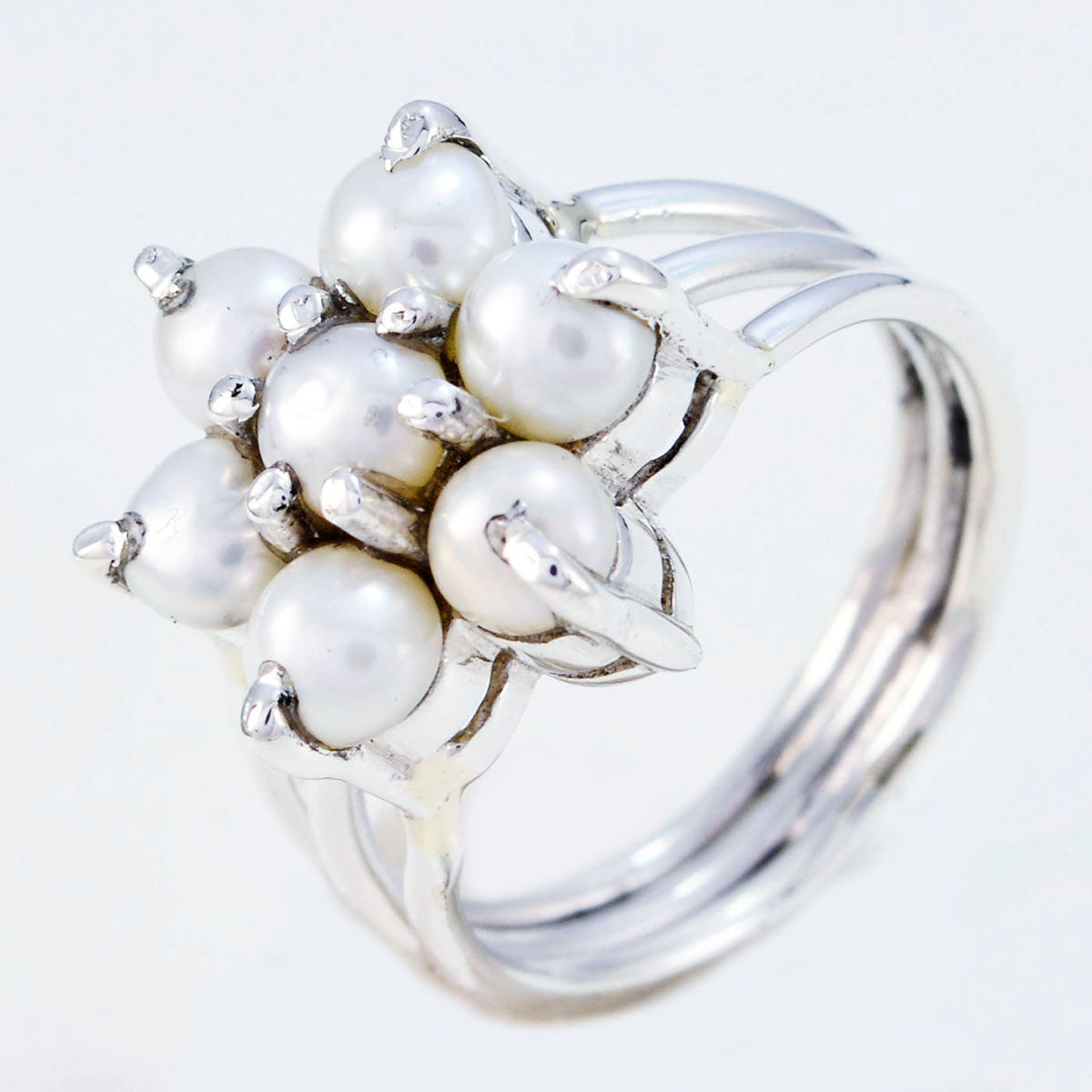 Kristine Floral White Hepta Ring