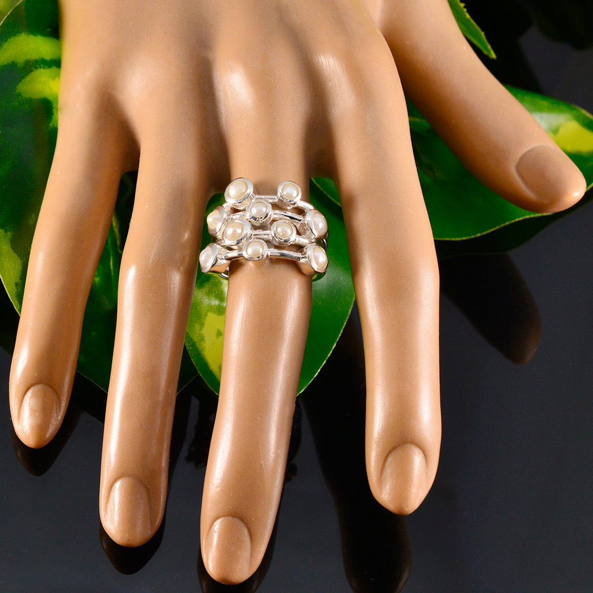 Greta Trendy White multiple Ring