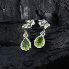 Ayaka Green Stud Earrings for Everyday Glam