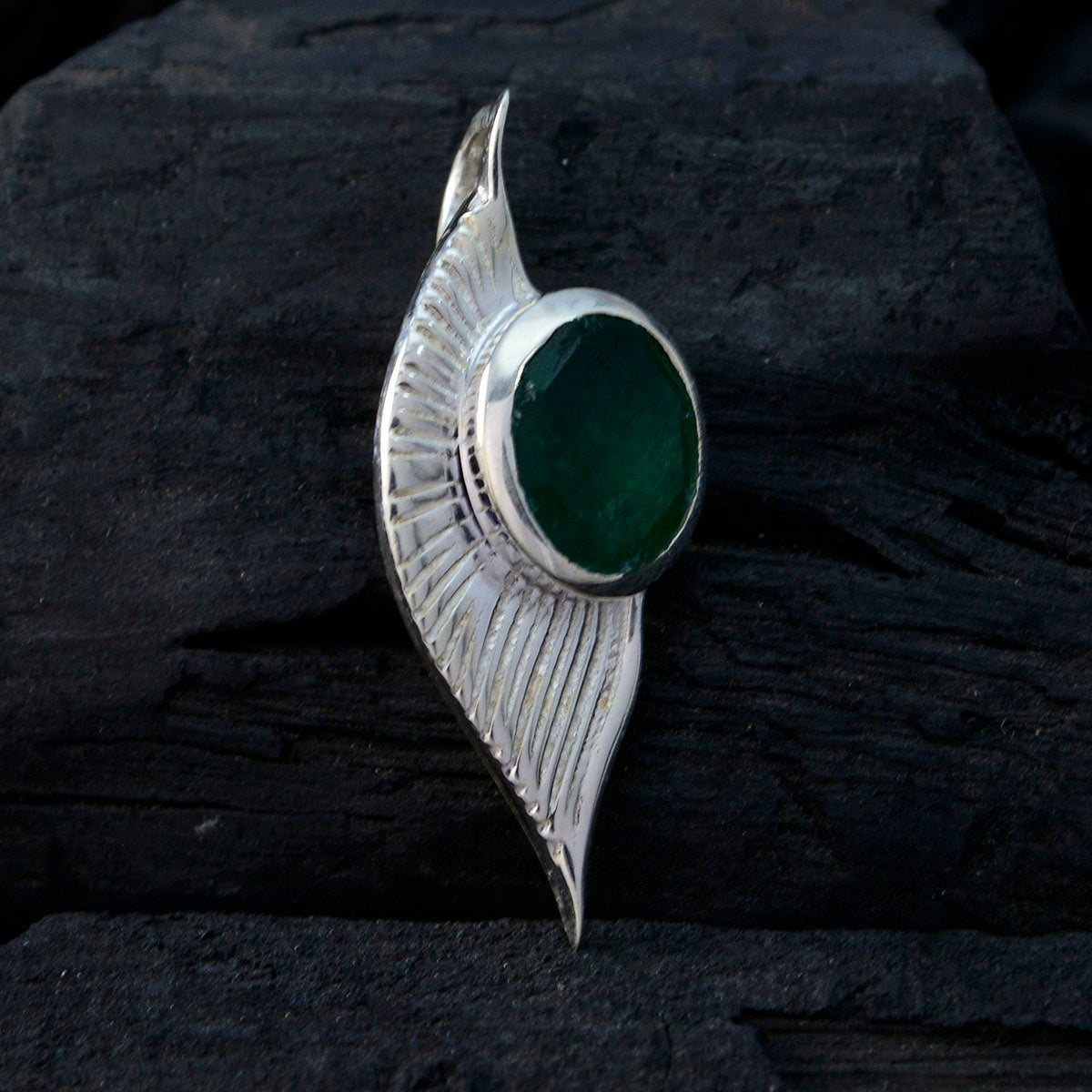 Josephine Blue Eternity Pendant for Everyday Glam
