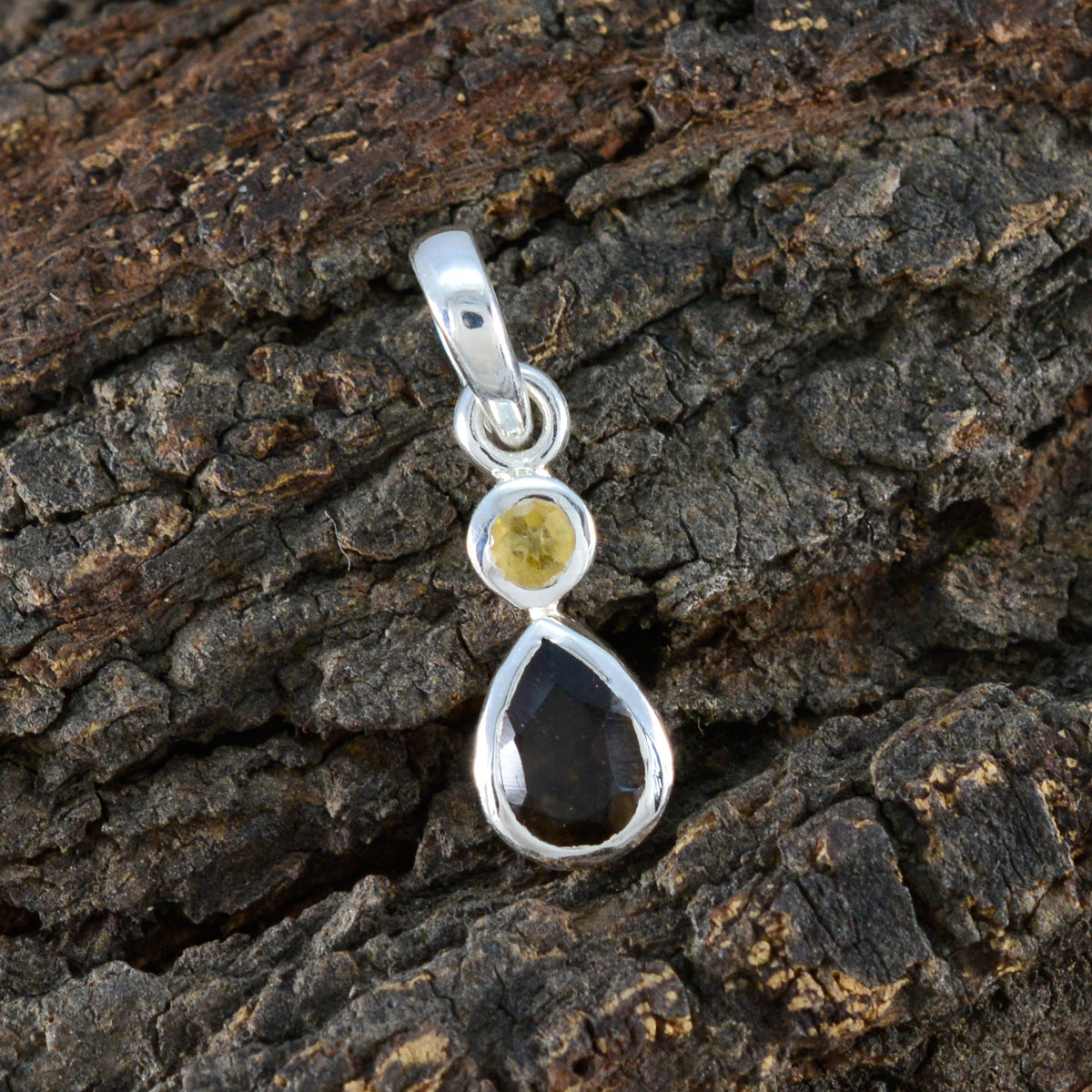 Yan Contemporary Minimalist Pendant with Gemstones