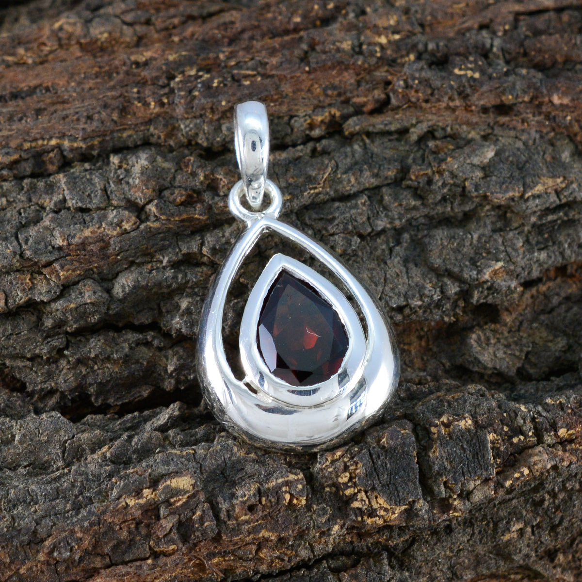 Milagros Delicate Gemstone Jewelry Pendant Necklace