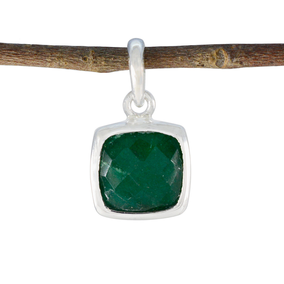 Natalie Green Gemstone Pendant for Fashion Jewelry Indian Emerald Green Green
