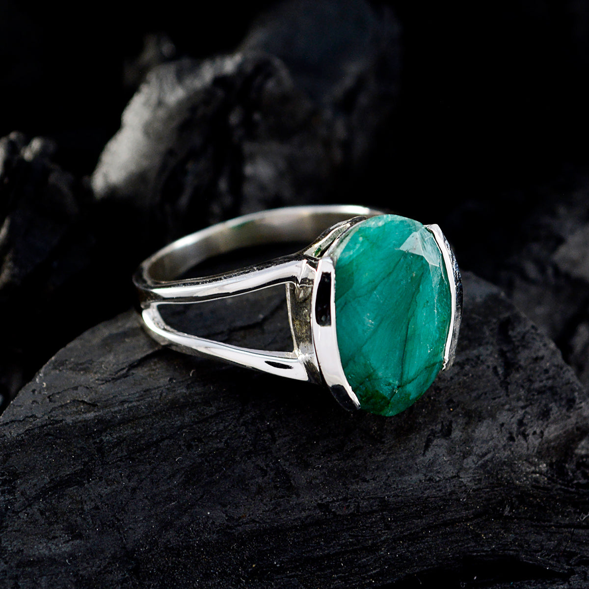 Zazlle Green Solitaire Ring for Elegant Fashion Jewelry