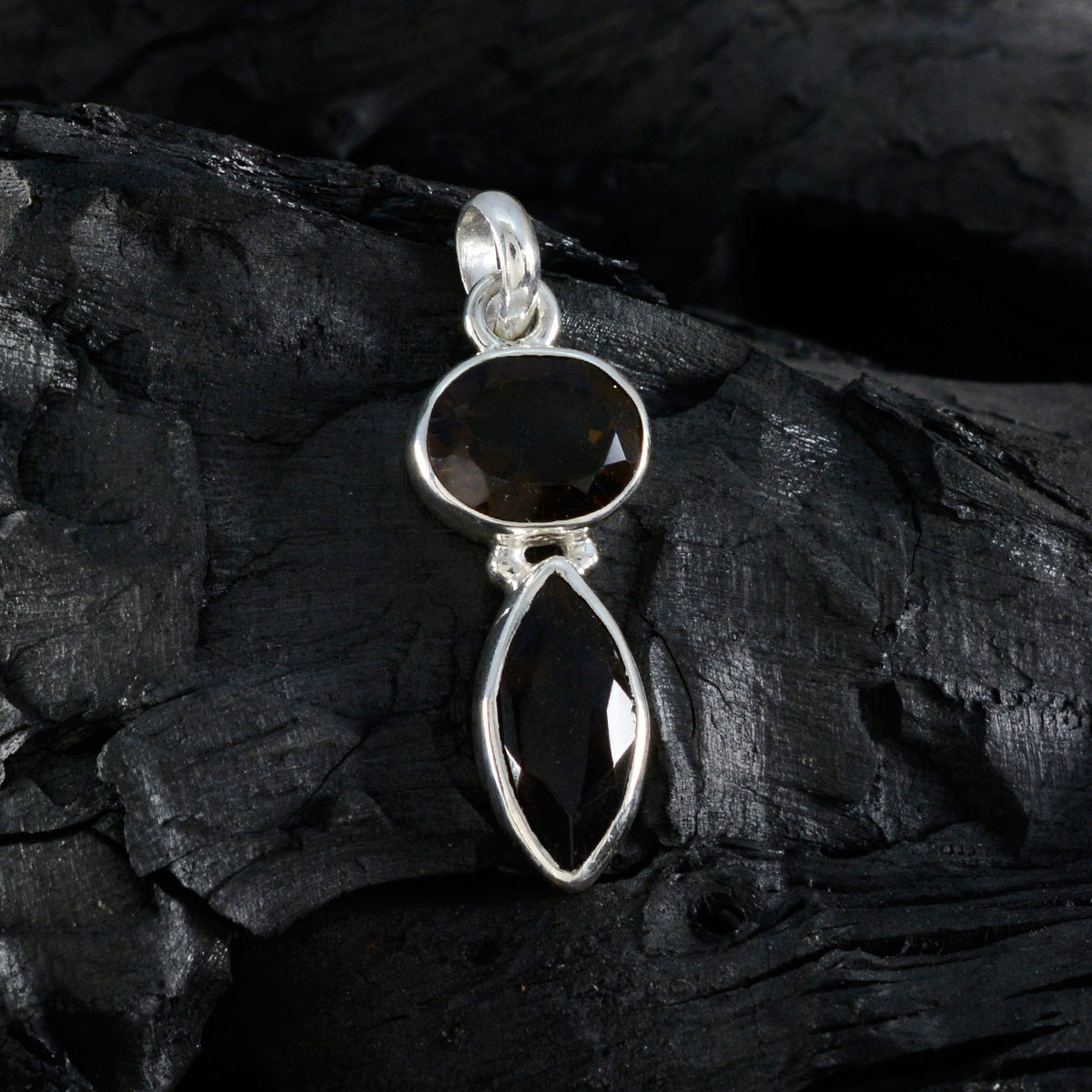 Hanna Brown Love Whisper-thin Pendant