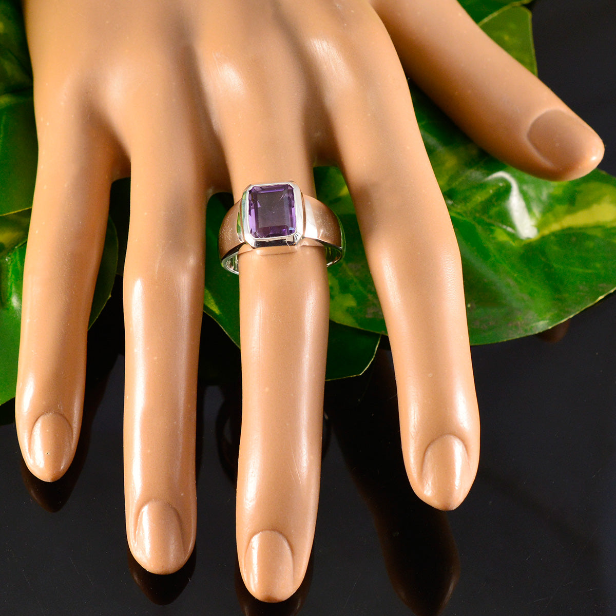 Natcha Purple Solitaire Ring India with Amethyst Gem