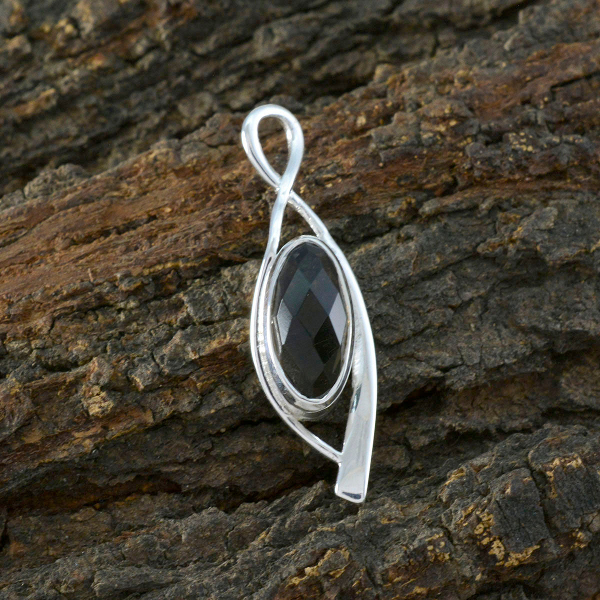 Laura Brown Jewelry Silver Pendant with Black Gemstone