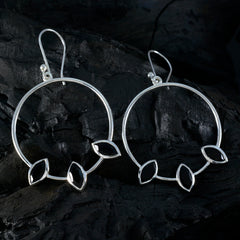 Leah Minimalist Black Dangle Earrings for Chic Style