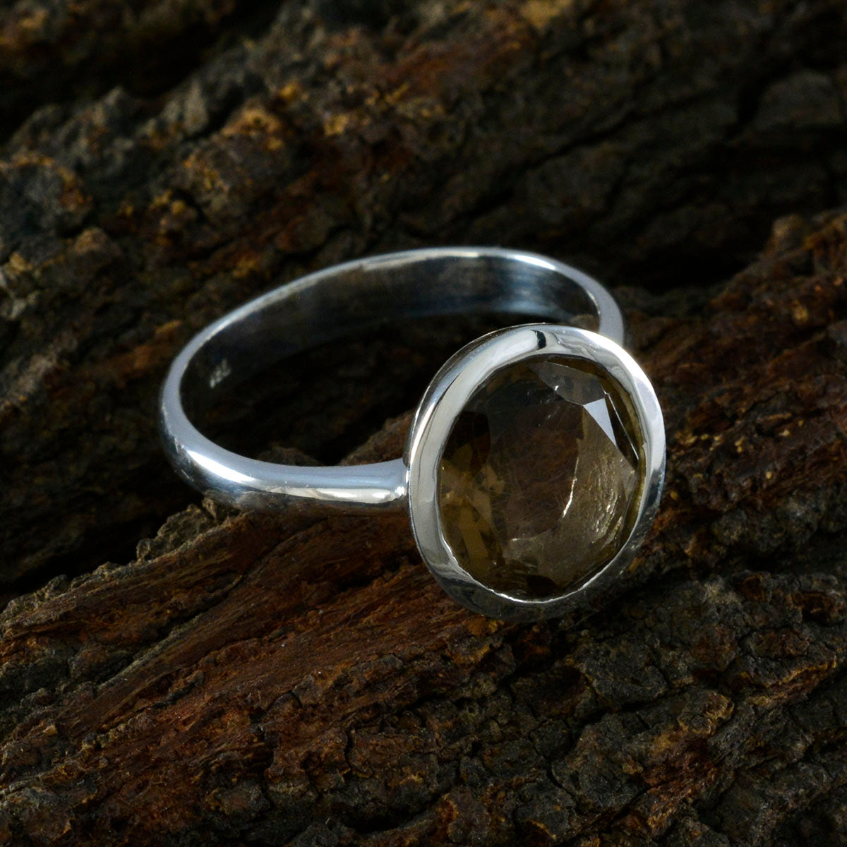Katharina Modern Brown Solitaire Ring