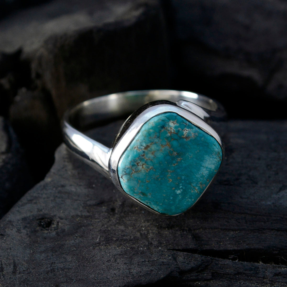Priya Modern Turquoise Solitaire Ring