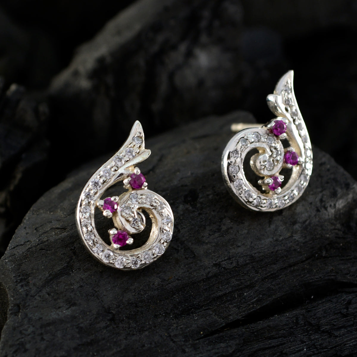 Amelia Multicolor Minimalist Stud Earrings for Every Occasion