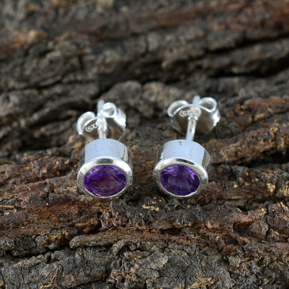 Maria Purple Solitaire Stud Earrings for Everyday Glam