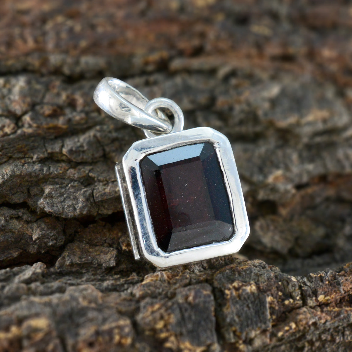 Lorena Red Dainty Pendant in Stylish Silver Setting