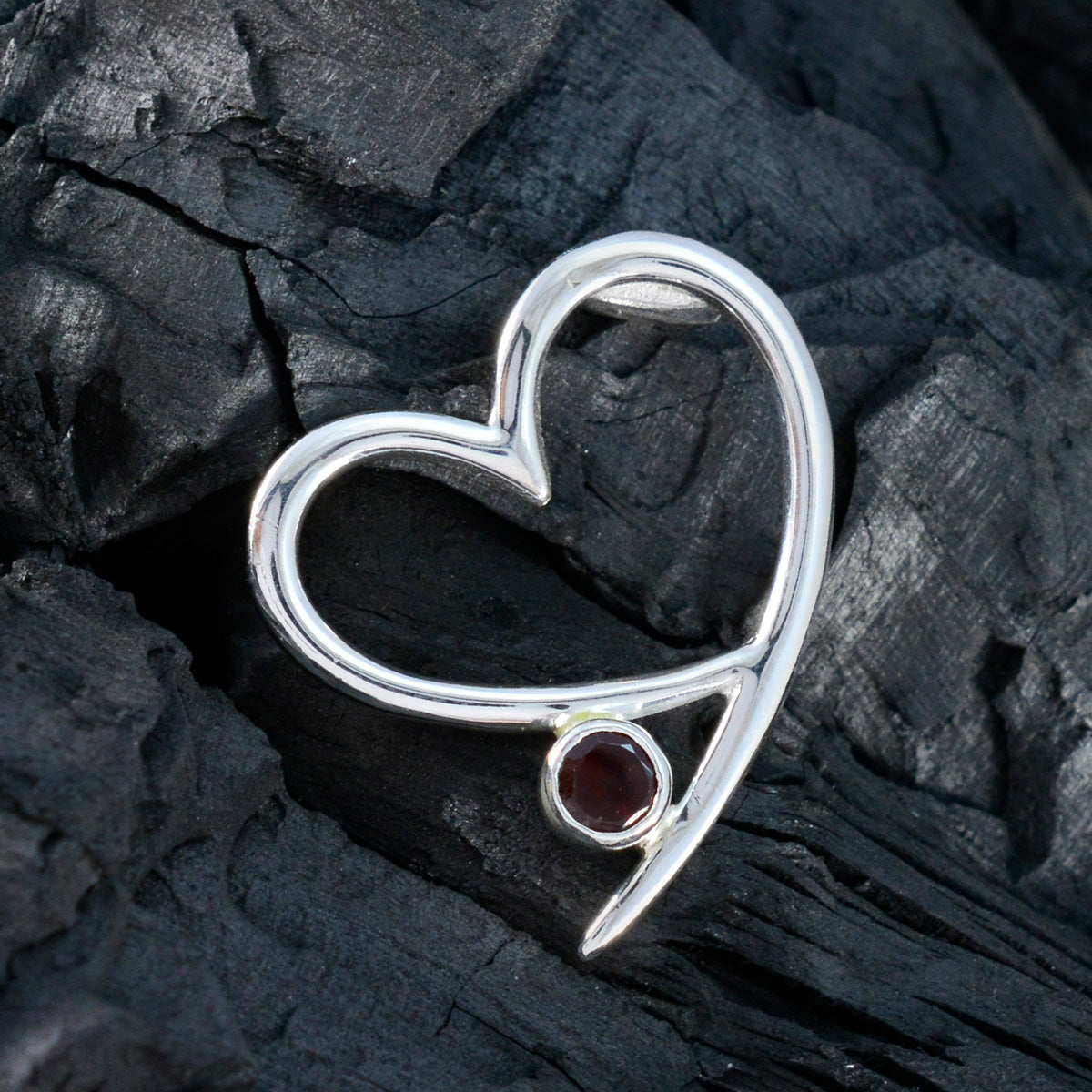Ying Red Gemstone Pendant in Heart Design
