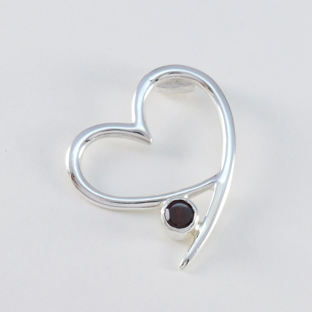 Ying Red Gemstone Pendant in Heart Design