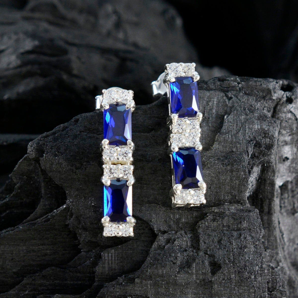Aiko Blue Stud Earrings for Glamorous Everyday Wear